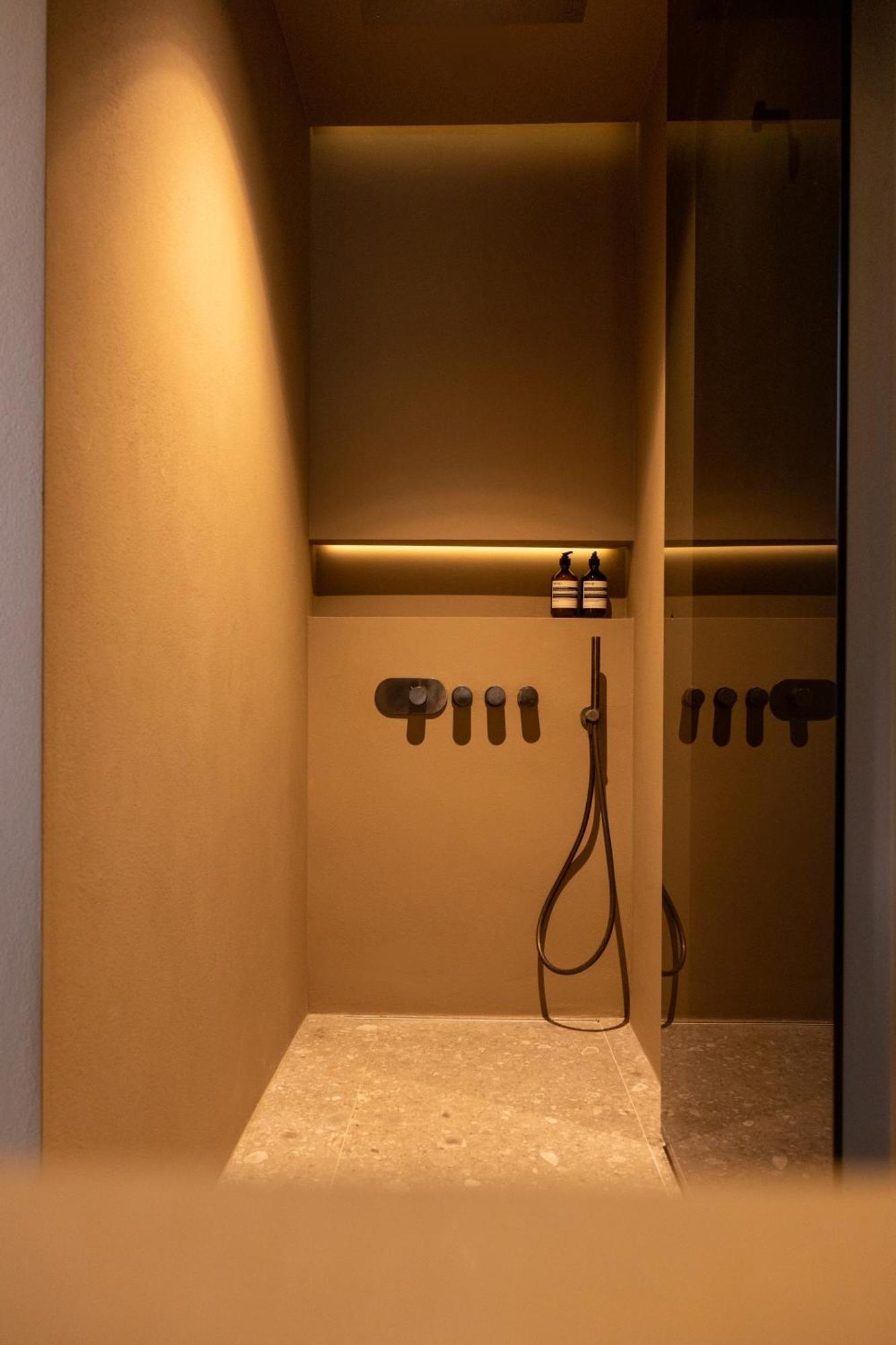 אתונה Vouliagmeni Apartments 18 מראה חיצוני תמונה